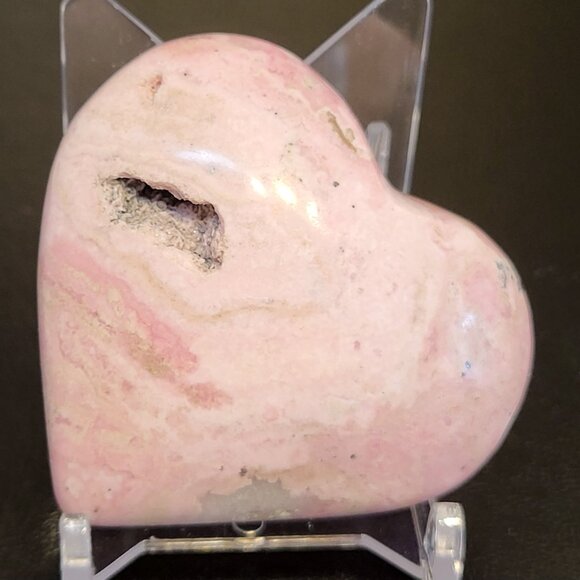 Rhodochrosite Heart Mineral Pink - Picture 6 of 8